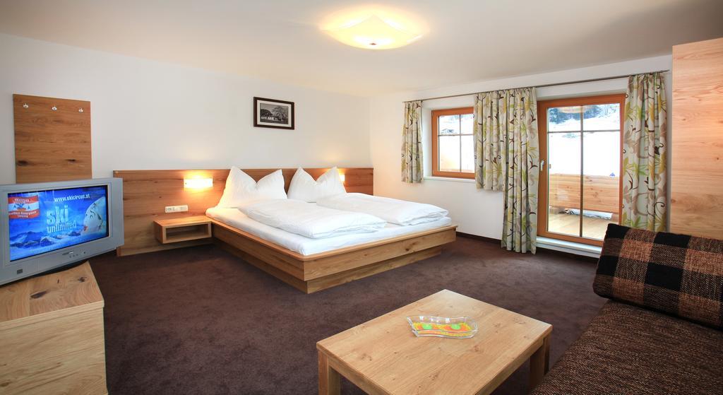 Tarlack Appartements Hütten 34 Leogang Kamer foto